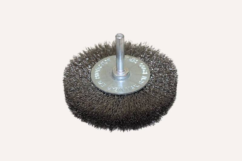 Brosses circulaires sur tige type 740 et 742 (MT) pour l'ébavurage et le nettoyage à Villeurbanne (69)