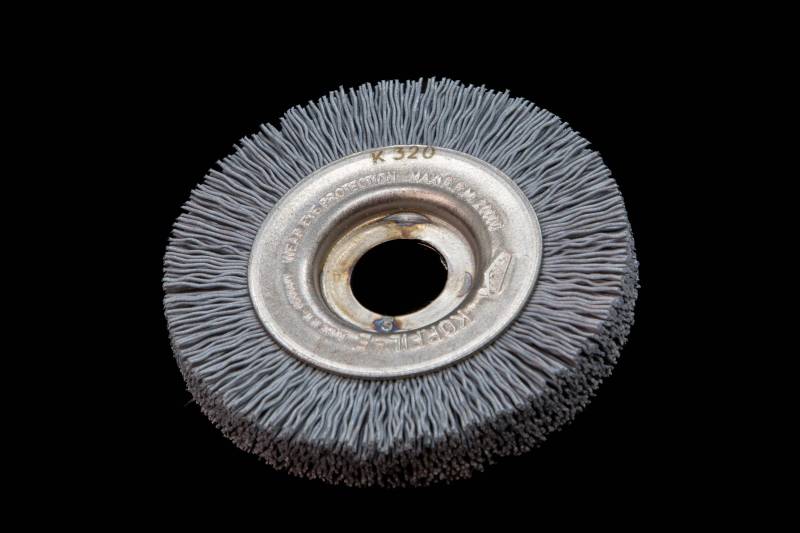 Brosses circulaires dures 726 et souples 727 : performance et polyvalence à Bourg-en-Bresse